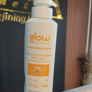 GLOW THEORY WHITE & SMOOTH RADIANCE BODY LOTION 500ml