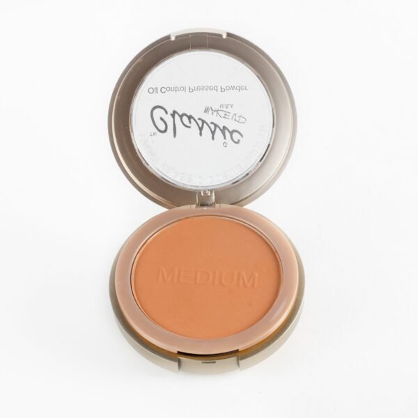 CLASSIC MAKE UP OIL CONTROL PRESSED POWDER